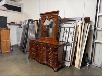 Dresser $199