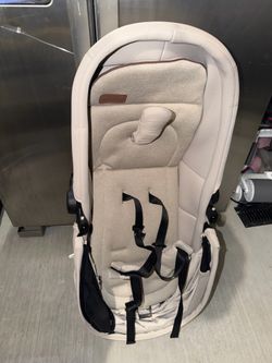 CAR SEAT/ BASE / STROLLER & bassinet MATCHING