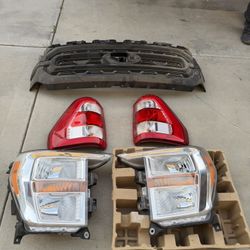 2022 Ford F-150 OEM Headlights, Taillights & Grille – Clean 