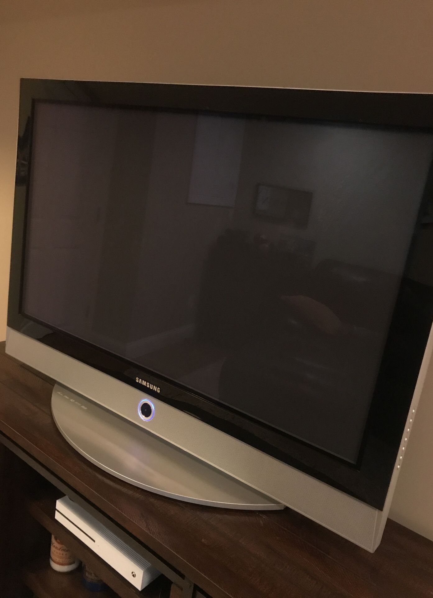 Samsung 42 Flat Screen