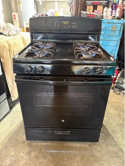 GE CLASSIC GAS STOVE  BLACK EVERYTHING WORKING ESTUFA DE GAS MUY BUENA