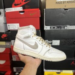 Jordan 1 High Neutral Grey 85s size 12 USED