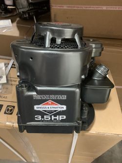 Briggs&stratton vertical 3.5hp engine NEW!
