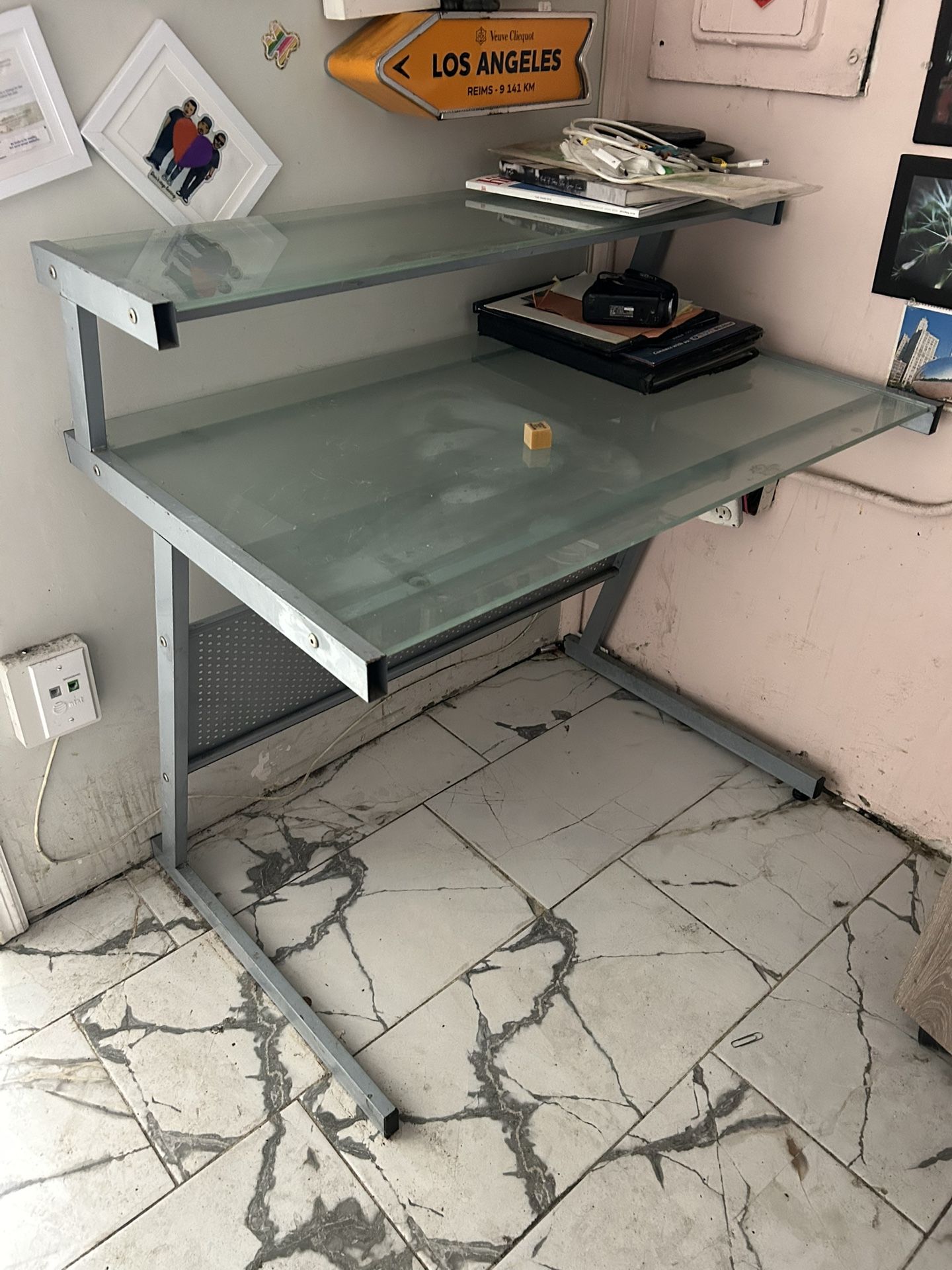 Small Computer Desktop Table FREE