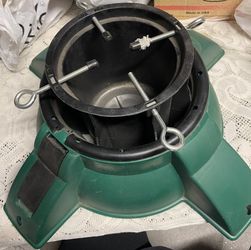 Sturdy Christmas Tree Stand
