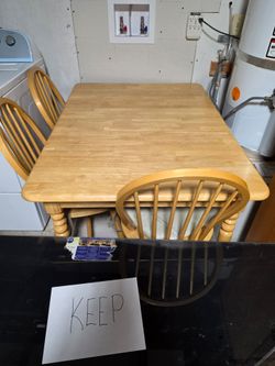 Kitchen Table with 4 Chairs