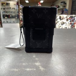 Louis Vuitton Taurillon Trunk