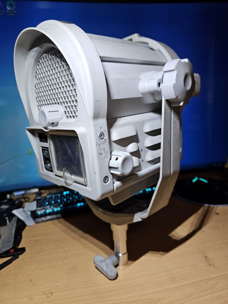 Litepanels Lite Panels Sola 6 LED Light