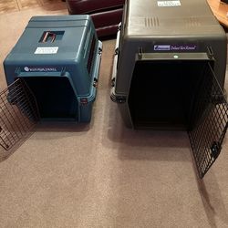 Deluxe VARI kennels by Pet Mate. (2)