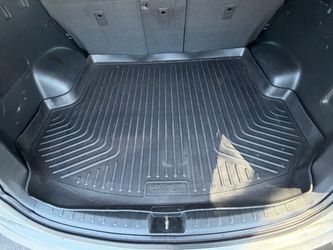 Husky trunk liner.