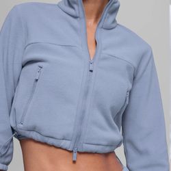 Alo Polar Fleece Retreat Cropped Jacket In Bluestone/white Small