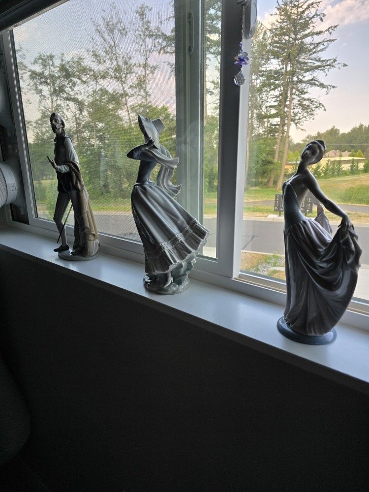 Lladro And NAO Figurines