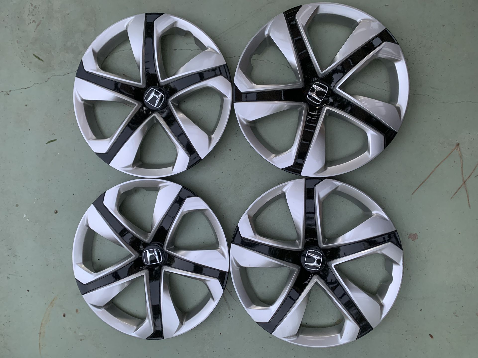 Honda Hubcaps