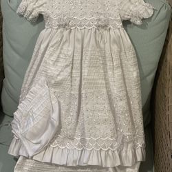 Baby White Baptism Dress (Nuevo) – 9–12 Months – Never Used!