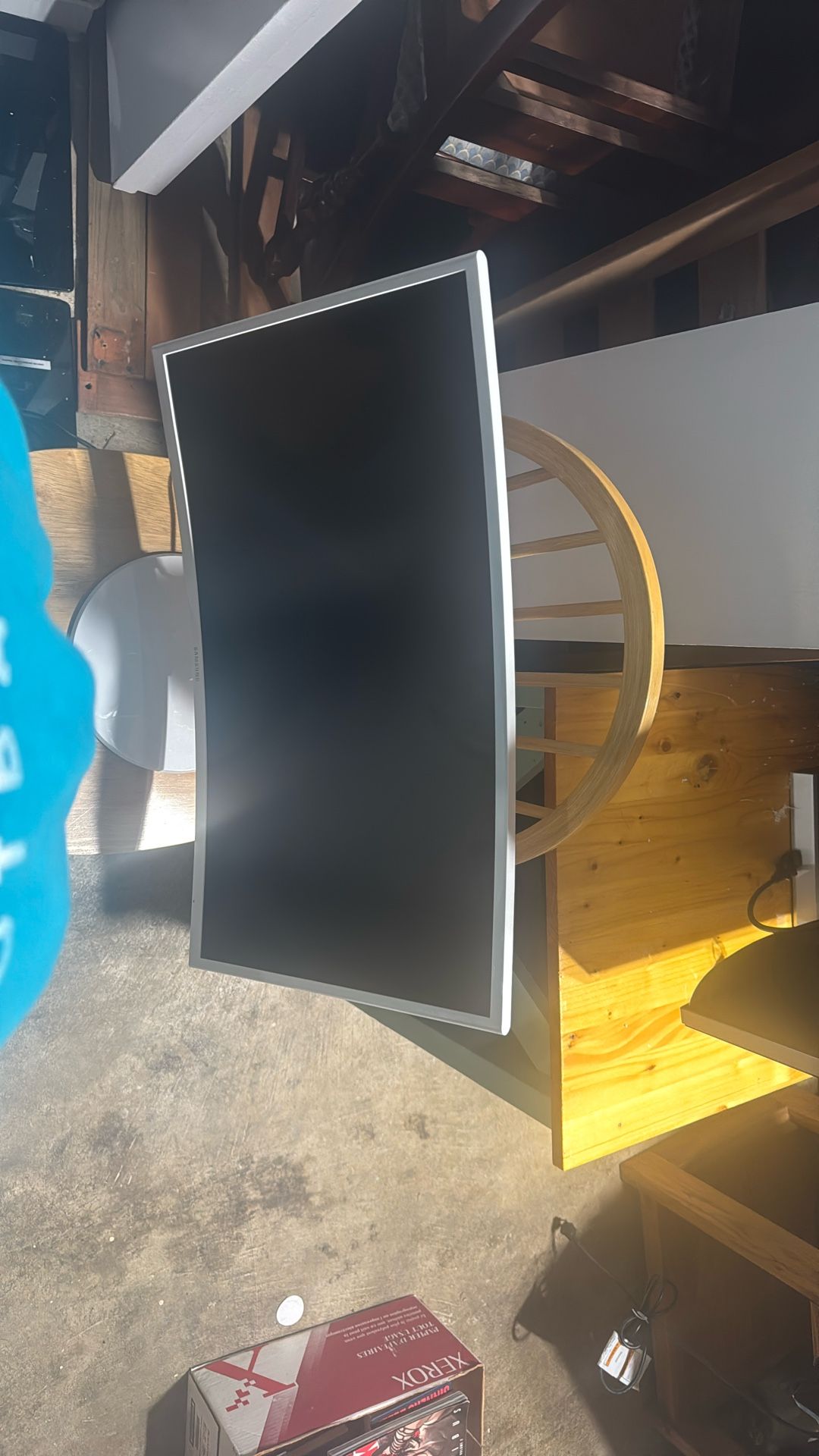 Samsung 27'' Curved Monitor White 1920x1080 HDMI