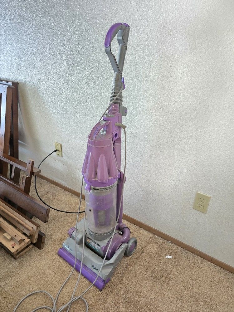 Bissell Carpet Cleaner