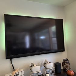 Sharp Axios 65” TV