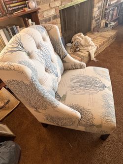 Large side chair
