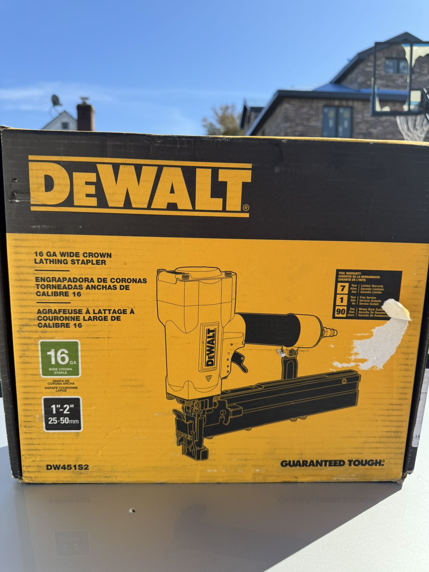 Dewalt 16 Gauge Wide Crown Lathing Stapler