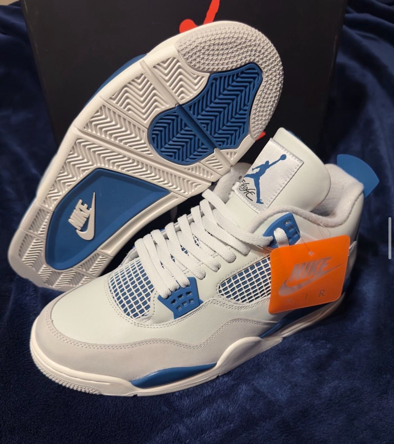 Jordan 4 “Military Blue” Size 13