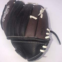 10.5” Rawlings Kids Baseball Glove