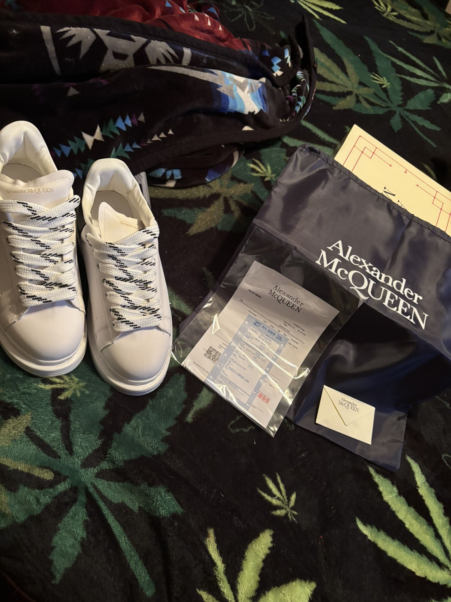 300$