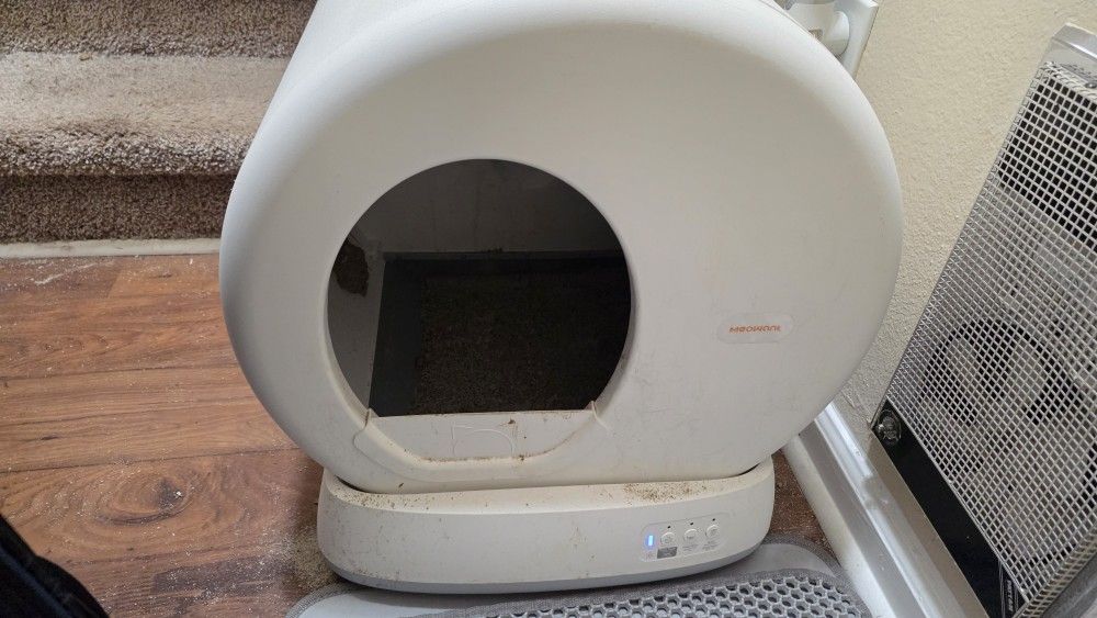 Meowant Automatic Litter Box 