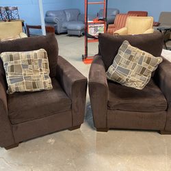 Nice Pair of Brown Armchairs (delivery available, read details) 