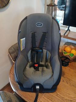 Evenflo carseat