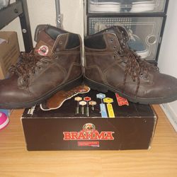 Steel toe boots