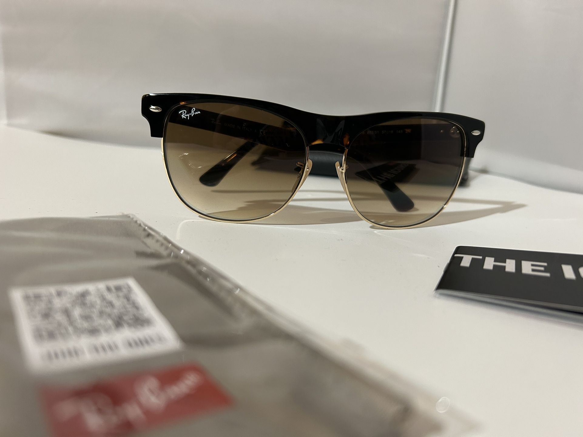 ray ban oversized clubmaster