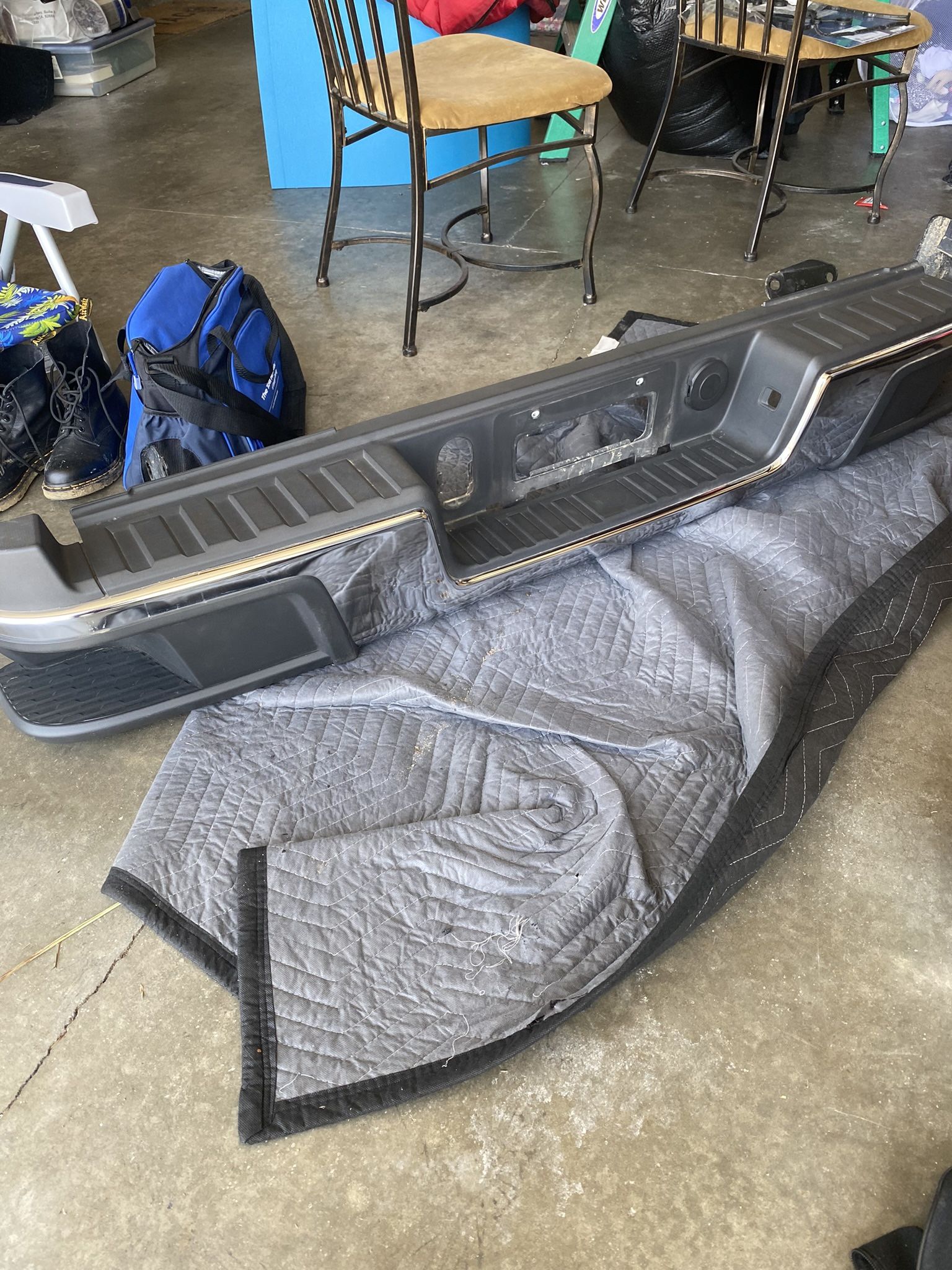 2017 GMC Canyon SLT Rear Bumper