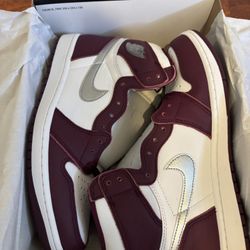 New Size 10.5 - Jordan 1 Retro High OG Bordeaux 