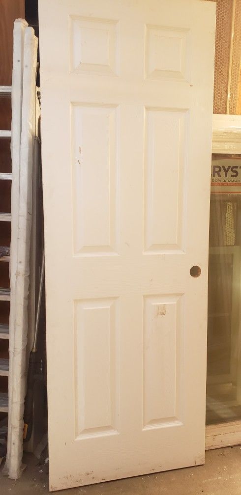 28x80 Interior Door Hollow Painted But Need Paint