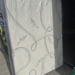 Full Organic Hybrid Cool Memoryfoam Mattress 