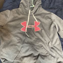 Under Armor Sweatshirt 