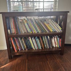 Book Shelf / Bookcase