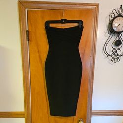 NWOT Black Fitted Ribbed Strapless Well Made Dress Size XS