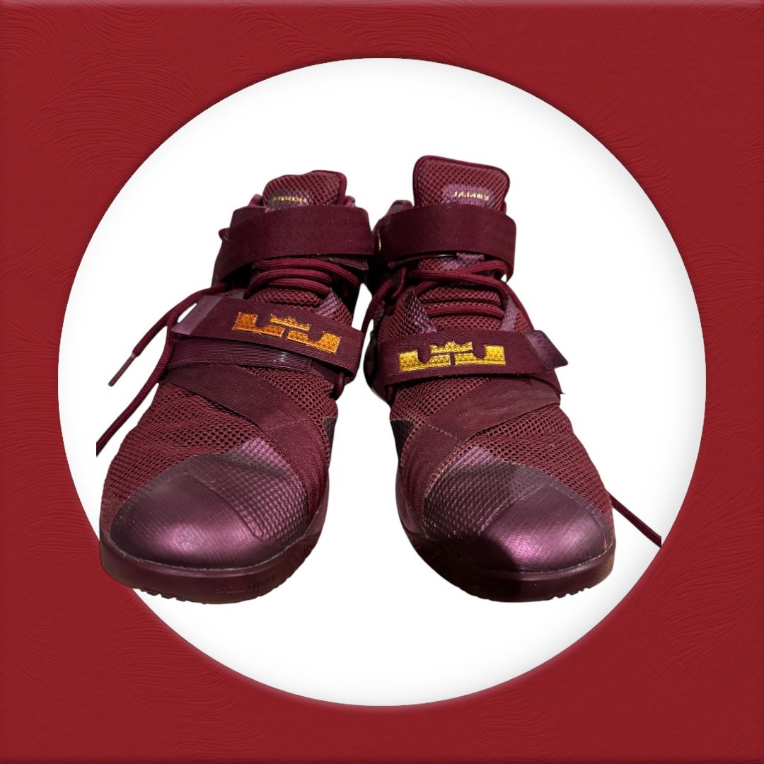 Nike Baseball Sneakers