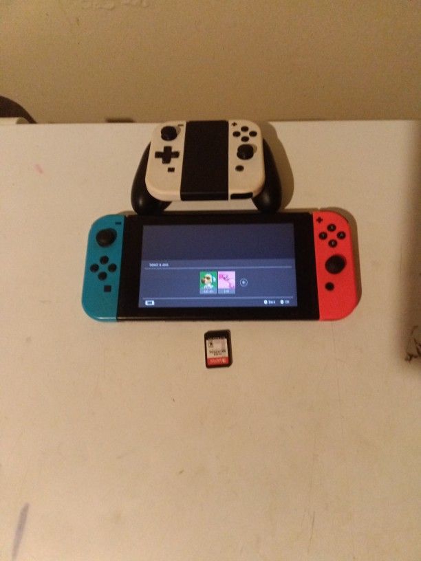 125 Nintendo Switch Bundle 