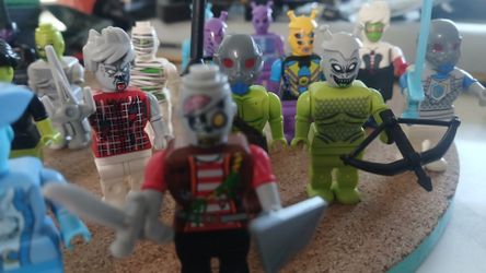 Minifigures halloween set of 20