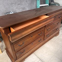 8 Drawer Wood Dresser