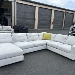 Sectional Couch 