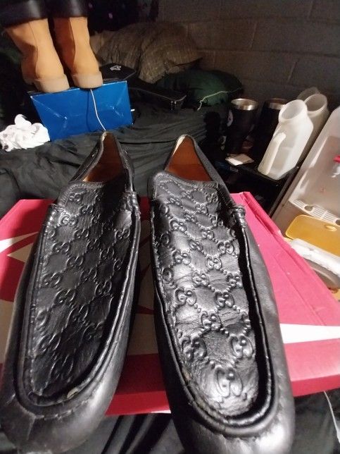 Gucci GG Luxury Men Black Leather Loafer