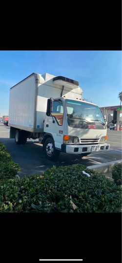 2002 refer GMC W4500