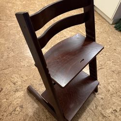 Stokke Chair - Walnut