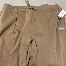 3XL brown Essential sweatpants