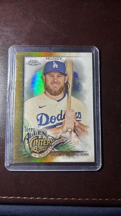 2022 Topps Chrome Allen & Ginter Max Muncy Gold Refractor numbered to 50