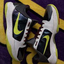 Kobe 5 chaos size 10.5