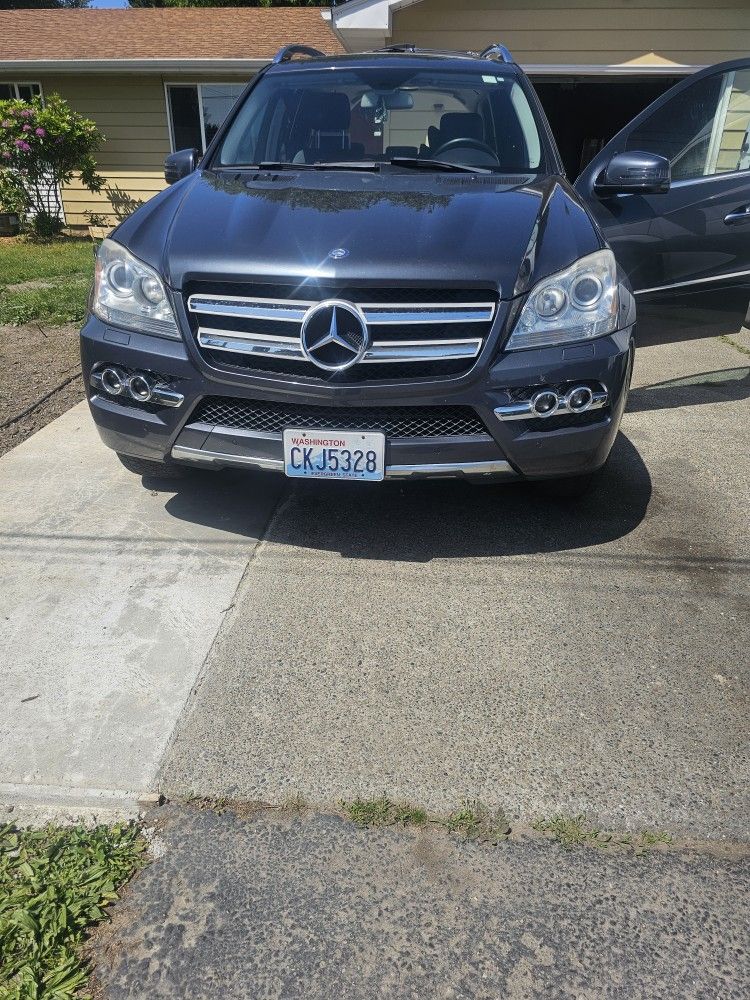 2011 Mercedes-Benz GL-Class